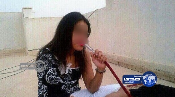 ويش بلا البنات يشربون المعسل على السطوح!