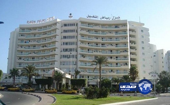 انتحاري يفجر نفسه أمام فندق سياحي في تونس