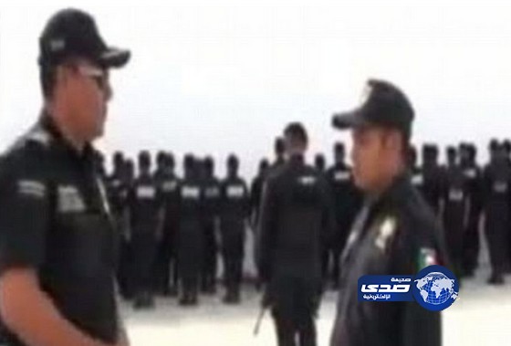 فيديو لشرطي يمارس الحب في مكان عام يتسبب بطرده من عمله