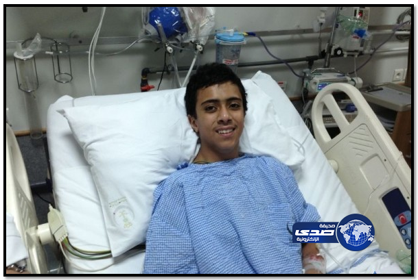 الشاب عبدالعزيز الذي تعرض لخطأ طبي في مستشفى الباحة (بخير)