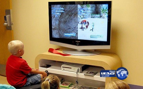 عائلة تطلب الشرطة لإيقاف ابنها عن اللعب بالإكس بوكس