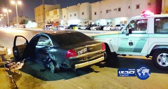 مرور الرياض يستخدم القوة الجبرية للإطاحة بمفحطين