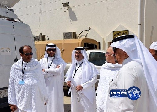 خوجة يتفقد مقر وزارة الإعلام والهيئات التابعة له في عرفات