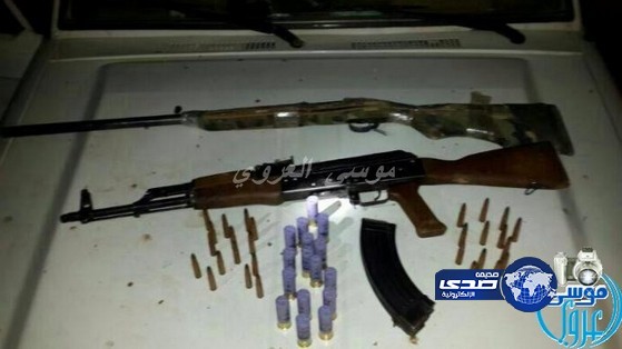 شرطة تبوك تضبط اسلحة وذخيرة