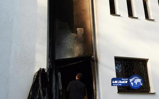 شاب حاول إضرام النار داخل مسجد مدعيا أنه المهدي المنتظر