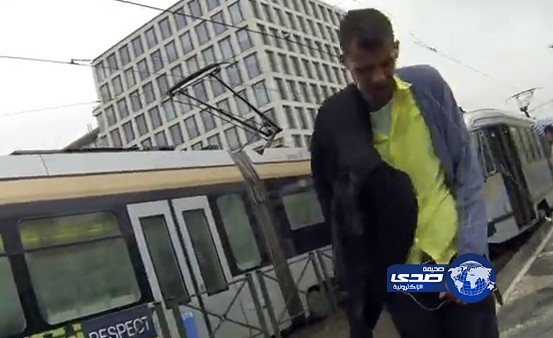 سلطات السودان تعتقل مغني بلجيكي بتهمة السكر العلني في ساحة عامة