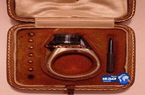 بالصور :أصغر مسدس في العالم على شكل خاتم