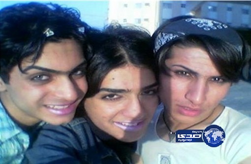 خروج جماعي لمثيلي الجنس بأسواق العاصمة اليمنية