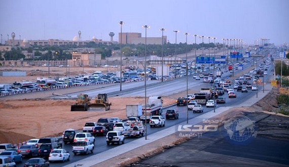 وزير النقل يتفقد الاعمال في تقاطع طريق خريص مع طريق الشيخ جابر (جسر المعيزيلة)