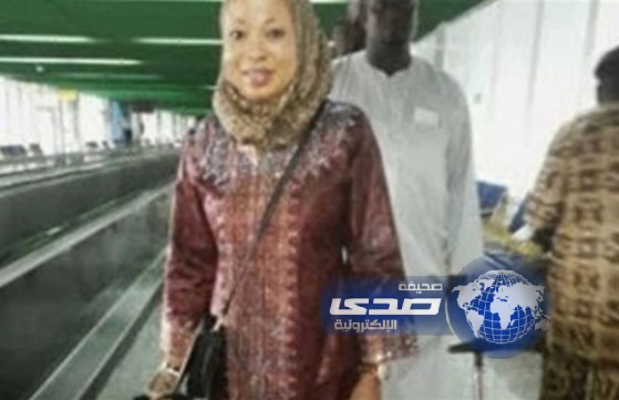 الممثلة الشهيرة إليزابيث انجورين تعتنق الإسلام