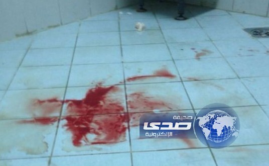 بالفيديو: دماء مُتناثرة في ممرات مستشفى الملك فيصل بالطائف