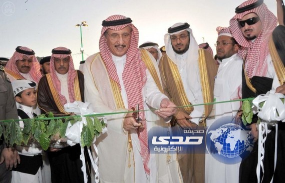 الأمير محمد بن ناصر يرعى انطلاق فعاليات مهرجان البن الأول بجبال جازان (صور)