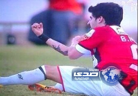 البرازيلي مورينو ينفي قيامه بحركة مشينة في لقاء الشعلة