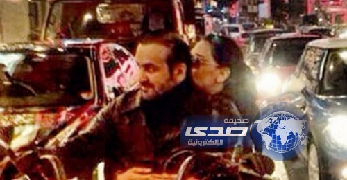 صورة: أحلام تتجول مع زوجها مبارك الهاجري بدراجة نارية احتفالاً بعيد الميلاد