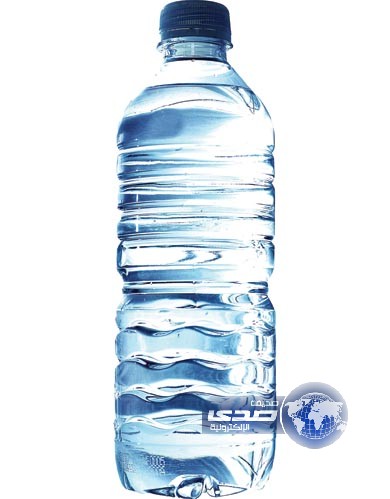 تدعي بأنها شربت ماء ممزوجاً بحيوانات منوية للبائع