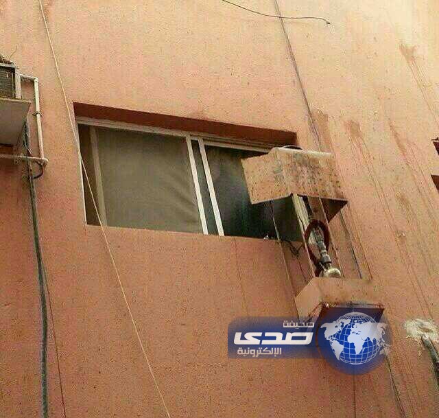 خايف على الفرش ولا من المدام ؟؟