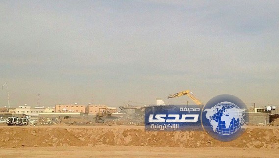 أمانة تبوك تزيل مباني عشوائية في وادي ضبعان