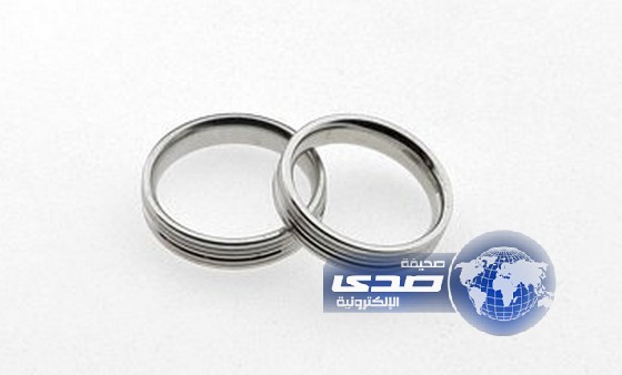 معلمة متقاعدة تقيم دعوى على طليقها لاستعادة خاتم الزواج