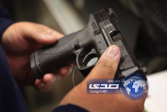 يسطو على مصرف.. لتسديد دينه!