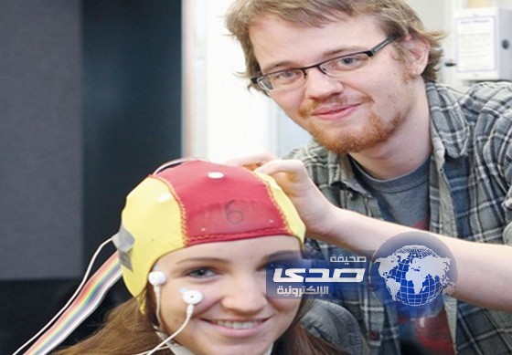 تباين وصلات دماغي الرجل والمرأة الكهربائية