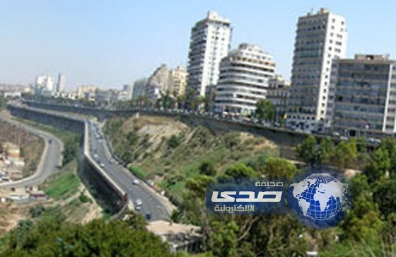 أب ينتحر مع رضيعه بالقفز من عمارة