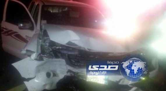 إصابة 8 أشخاص في تصادم على طريق المخواة