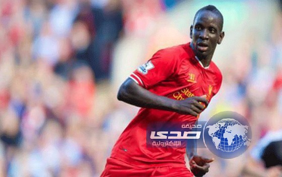 مدافع ليفربول يهدى والده رحلة “حج”