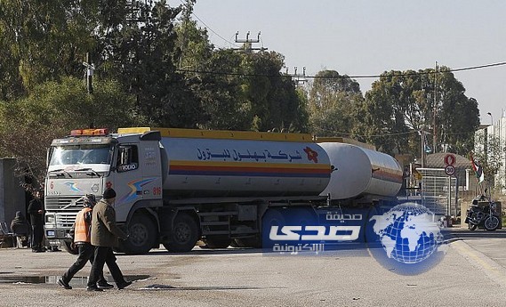 مصر تبدأ استئناف نقل الوقود القطري إلى غزة