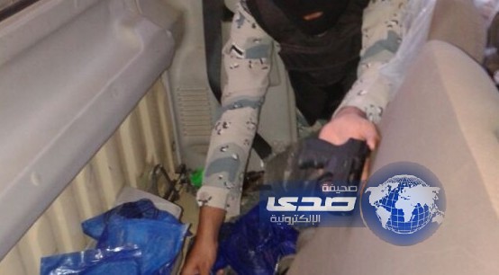 ضبط مهرب أسلحة في الداير بحوزته 158 مسدساً و370 مخزناً