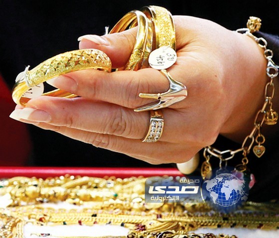 خادمة آسيوية تسرق مجوهرات مخدومها لتسدد ديونها