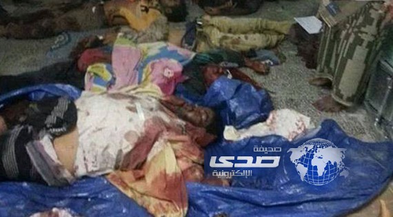 الجيش اليمني يقتل العشرات في قصف على مجلس عزاء