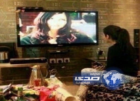 يقولون العنوسة في ارتفاع والبنت قاعدة على مسلسل تركي!