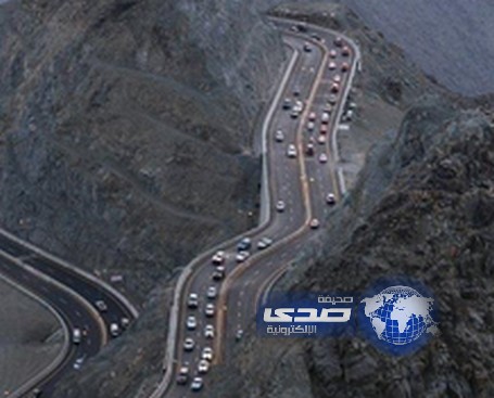 الدفاع المدني: إغلاق طريق الطائف – الكر بسبب الأمطار غزيرة