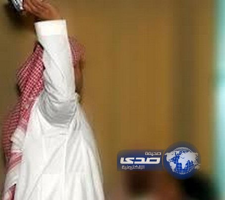 أربعيني يتهجم على طالب بقاعة اختبار