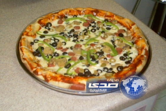 طعنها بسكين لأنها جلبت البيتزا بدلاً من الدجاج!