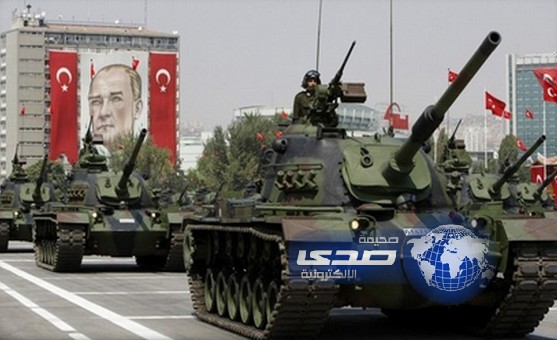 عسكرى تركى يطالب بتوجيه ضربة عسكرية للإمارات