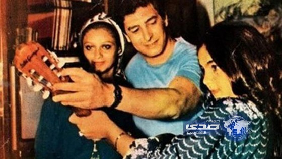 صورة نادرة لشيريهان في طفولتها مع شقيقها عمر خورشيد