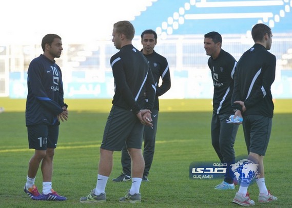 الهلال يؤدي مرانه الرئيس استعداداً للقاء الرائد