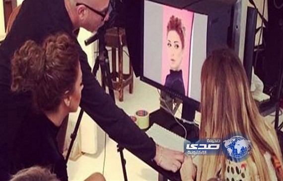 جلسة ميريام فارس بين فريق عملها بـ”الشورت” تثير رواد مواقع التواصل