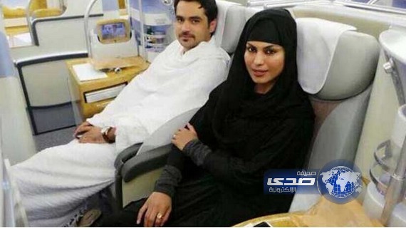 أول صورة بالحجاب لممثلة الإغراء الباكستانية