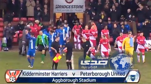 بالفيديو: عارضة مرمى تنقذ فريق من 3 أهداف في 4 ثوان