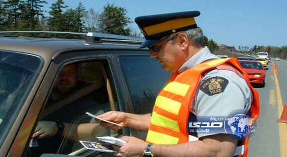 سجن شرطي بريطاني استولى أموال المخالفات المرورية