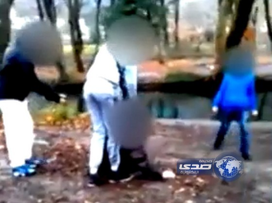 بالفيديو ..توقيف مراهقين اثنين اعتديا على معوق ونشرا شريط الاعتداء على فيس بوك