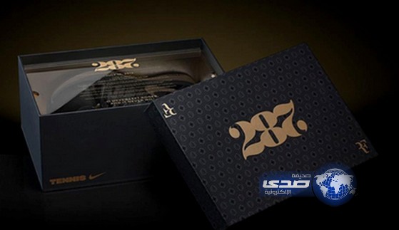 كازاخستانية تهدي صديقتها حذاء و تنسى في داخله 6500 دولار