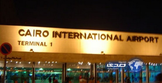 مصري يحاول تهريب 65 ألف دولار إلى السعودية