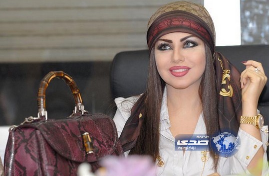 الإعلامية الكويتية حليمة بولند ..’شمس وأحلام تقلداني’