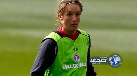 قائدة المنتخب الإنكليزي لكرة القدم تعترف بمثليتها وتهاجم قطر