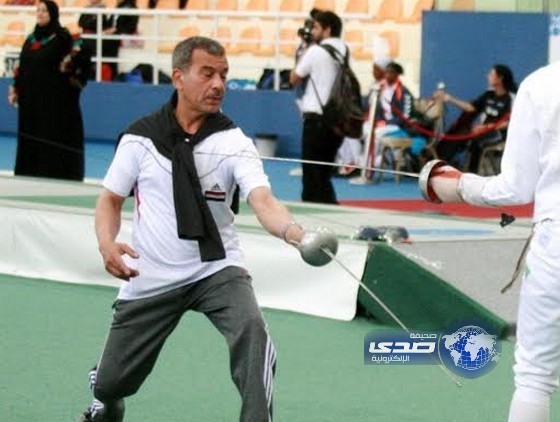 لاعب يمني يطعن مدربه بسيف المبارزة