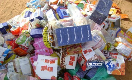 البلديات الفرعية بجدة تغلق محال وتضبط مواد غذائية فاسدة