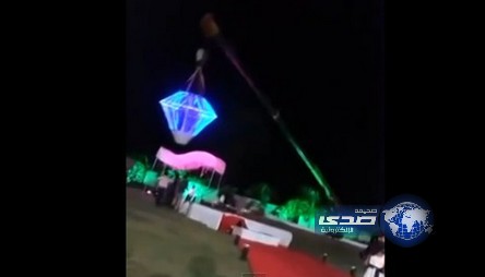 بالفيديو…رافعة تحول عُرساً إلى مأتم